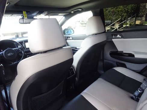 Used 2017 Kia Sportage SX w/ Paint Protection Package FWD image 19