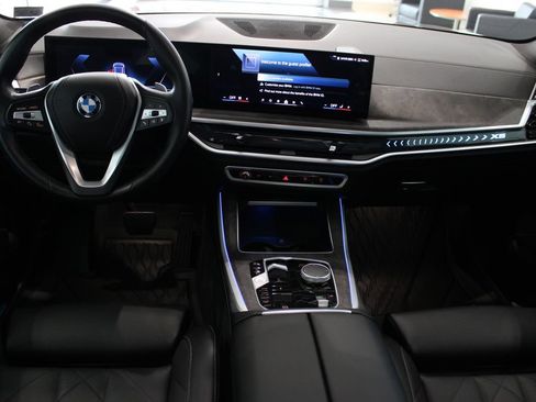 Used 2025 BMW X5 xDrive50e AWD/4WD image 8