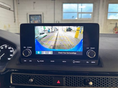 Used 2023 Honda Civic Sport image 18