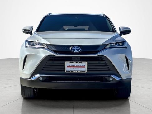 Used 2024 Toyota Venza Limited image 8