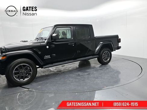 Used 2021 Jeep Gladiator Overland w/ Popular Equipment Package image 4