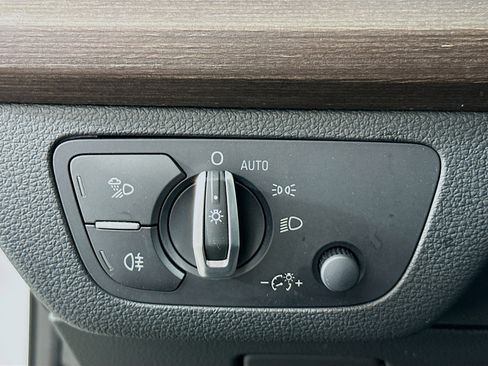 Used 2024 Audi Q5 2.0T Premium Plus image 17