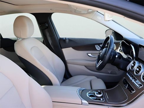 Used 2020 Mercedes-Benz C 300 4MATIC Sedan image 10