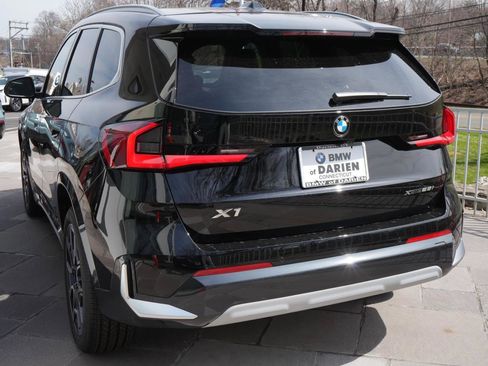 New 2026 BMW X1 xDrive28i w/ Technology Package image 17