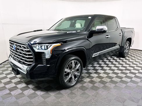 Used 2022 Toyota Tundra Capstone image 7