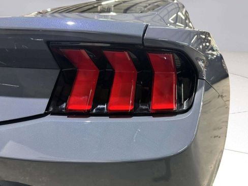 Used 2025 Ford Mustang Coupe image 14