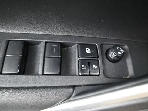 Used 2023 Toyota Corolla Cross AWD Hybrid w/ Convenience Package image 9