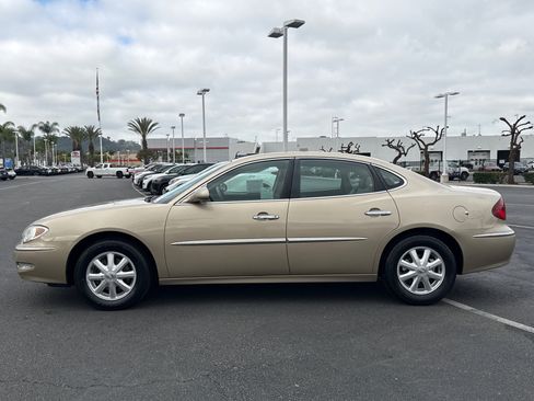 Used 2005 Buick LaCrosse CXL w/ Gold Convenience Package image 4