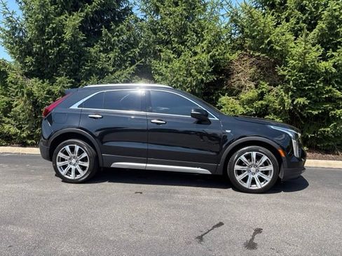 Certified 2023 Cadillac XT4 Premium Luxury w/ Enhanced Visibility Package AWD/4WD image 9