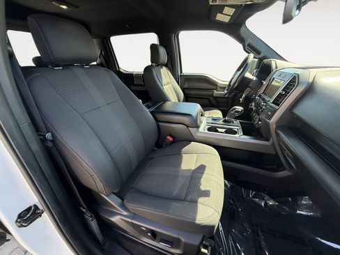 Used 2016 Ford F150 XLT w/ Equipment Group 302A Luxury AWD/4WD image 19