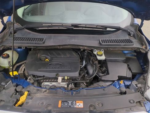 Used 2018 Ford Escape SE w/ Ford Safe & Smart Package image 30