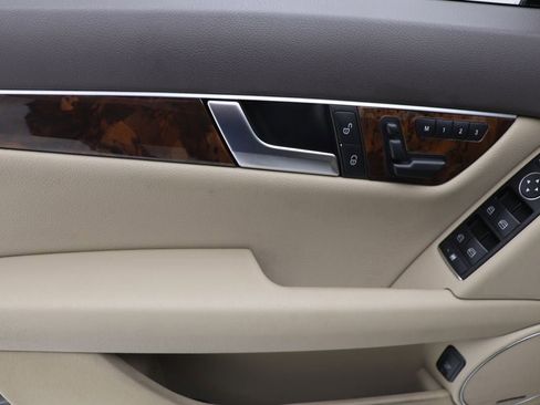 Used 2013 Mercedes-Benz C 300 4MATIC Sedan image 14