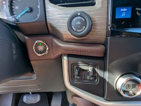 Used 2023 Ford Expedition Max Limited image 31