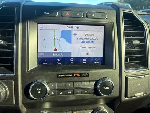 Used 2020 Ford Expedition Limited w/ Equipment Group 302A RWD image 12