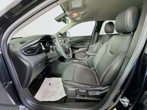 Used 2023 Buick Encore GX Preferred w/ Sport Touring Package FWD image 19