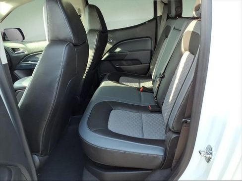 Used 2022 Chevrolet Colorado Z71 image 12