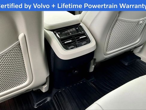 Used 2025 Volvo XC90 B6 Ultra w/ Protection Package image 30