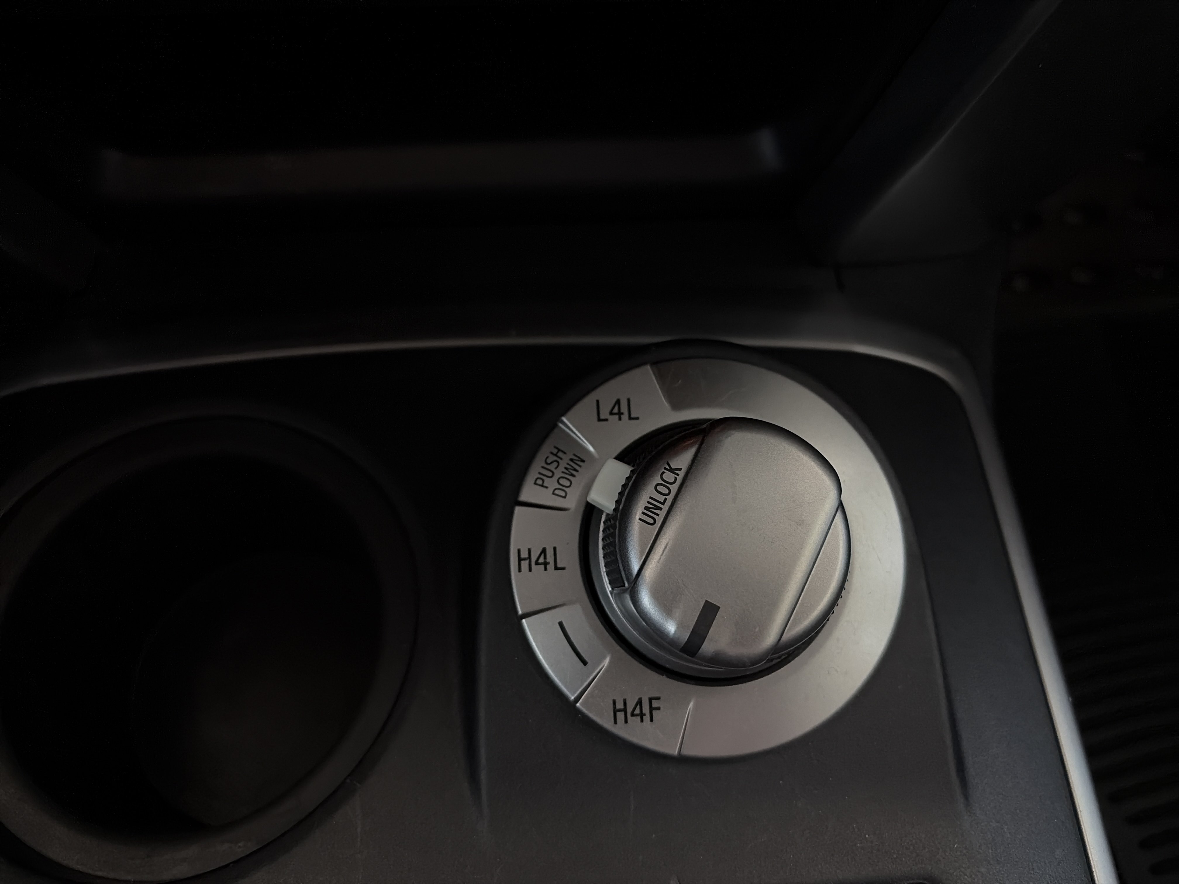 Used 2016 Toyota 4Runner Limited AWD/4WD image 25