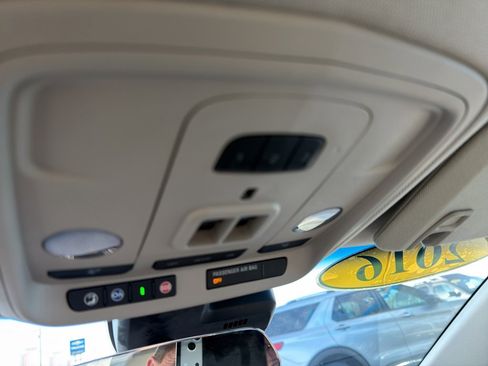 Used 2016 Cadillac XTS Premium image 21