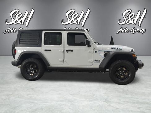 Used 2024 Jeep Wrangler Unlimited AWD/4WD image 21