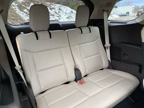 Used 2021 Ford Explorer Platinum w/ Equipment Group 601A image 43