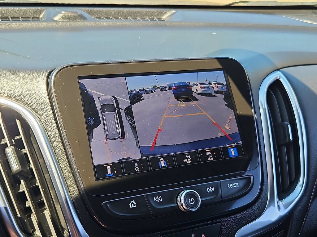 Used 2022 Chevrolet Equinox Premier AWD/4WD image 19