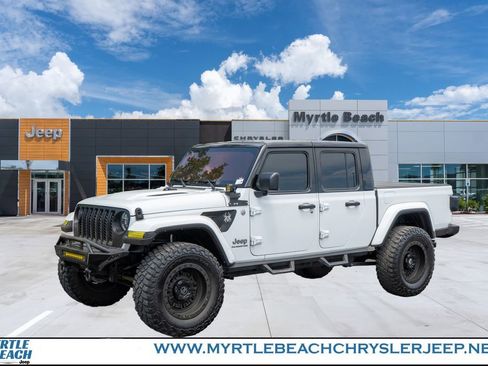 Certified 2021 Jeep Gladiator Overland w/ Popular Equipment Package AWD/4WD image 1