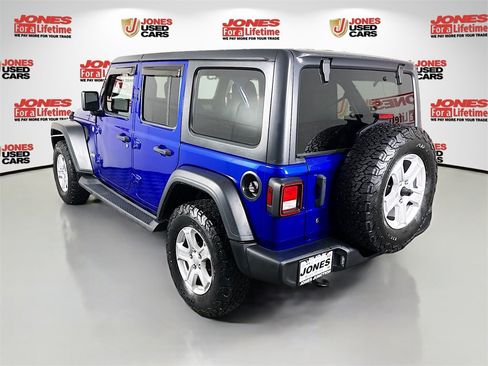 Used 2020 Jeep Wrangler Unlimited Sport image 2