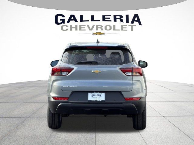 New 2026 Chevrolet TrailBlazer LS w/ LS Convenience Package FWD image 6