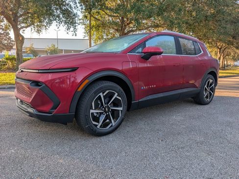 New 2026 Chevrolet Equinox EV LT image 3