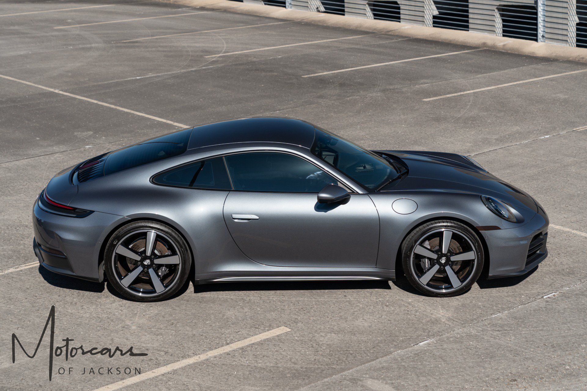 Used 2025 Porsche 911 Carrera RWD image 36
