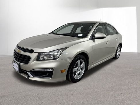 Used 2016 Chevrolet Cruze LT w/ RS Package image 23
