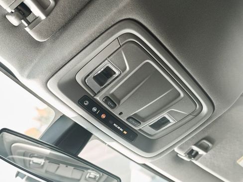 Used 2022 Chevrolet Silverado 1500 RST w/ Z71 Off-Road Package image 40