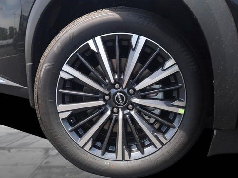 New 2026 Nissan Pathfinder Platinum AWD/4WD image 3