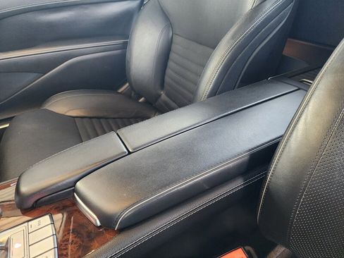 Used 2014 Mercedes-Benz SL 550 w/ Sport Wheel Package image 74
