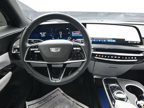 Used 2024 Cadillac Lyriq Luxury w/ LPO, Floor Liner Package AWD/4WD image 30