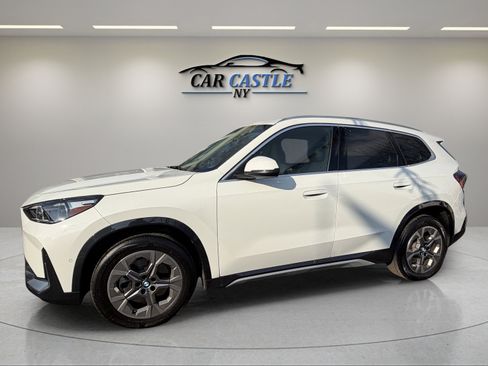 Used 2025 BMW X1 xDrive28i AWD/4WD image 14