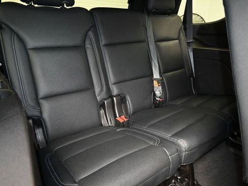 Used 2021 GMC Yukon SLE w/ Gmc Pro Safety Plus Package image 40