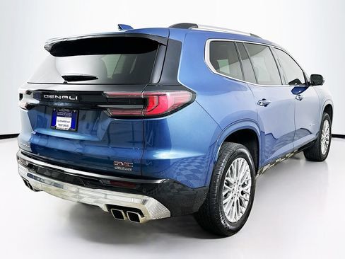 Used 2025 GMC Acadia Denali FWD image 7