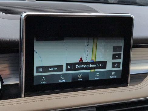 Certified 2022 Lincoln Corsair FWD w/ Equipment Group 101A image 21
