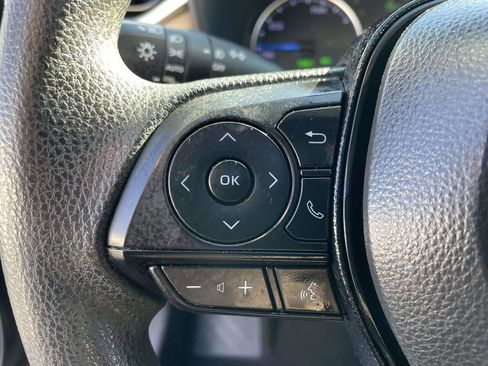 Used 2019 Toyota RAV4 XLE AWD/4WD image 30