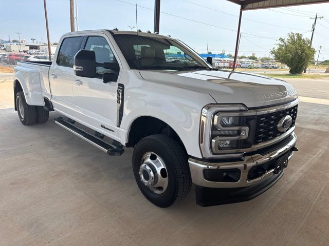 Used 2024 Ford F350 Lariat w/ FX4 Off-Road Package AWD/4WD image 1