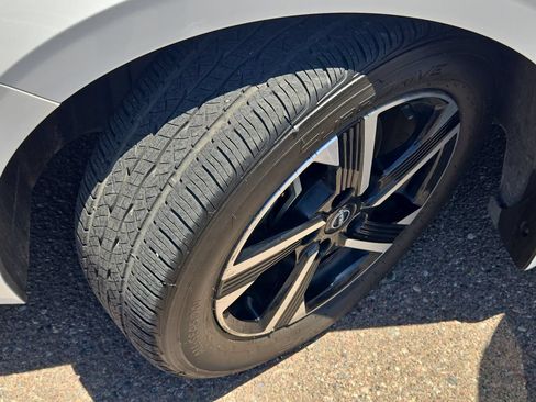Certified 2024 Nissan Sentra SV FWD image 31