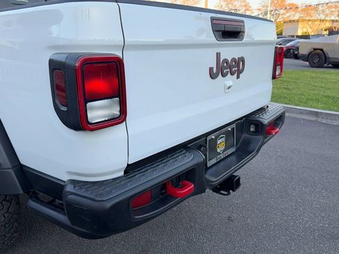 Used 2021 Jeep Gladiator Rubicon w/ Trailer Tow Package AWD/4WD image 37