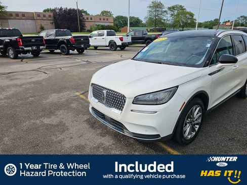 Used 2022 Lincoln Corsair AWD w/ Premium Package image 10