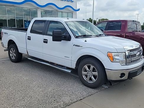 Used 2013 Ford F150 XLT w/ Luxury Equipment Group AWD/4WD image 2