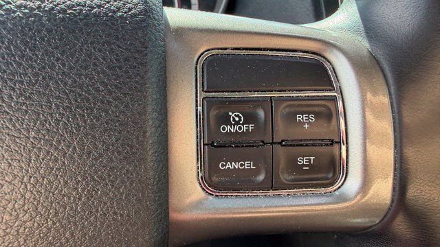 Used 2018 Dodge Journey Crossroad AWD/4WD image 15