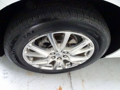 Used 2023 Buick Enclave Essence w/ Experience Buick Package image 28