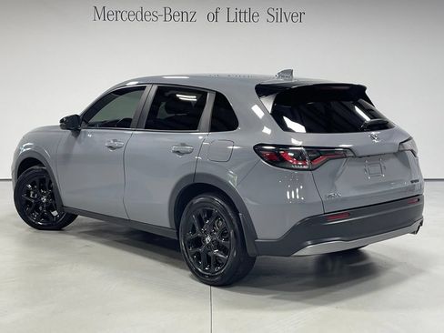 Used 2025 Honda HR-V Sport image 3