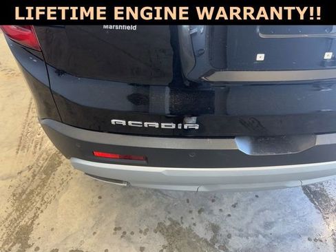Used 2023 GMC Acadia SLE w/ Driver Convenience Package image 12